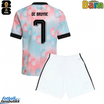 Belgia Kevin De Bruyne #7 Bortedraktsett Barn VM 2026 Kortermet (+ Korte bukser)